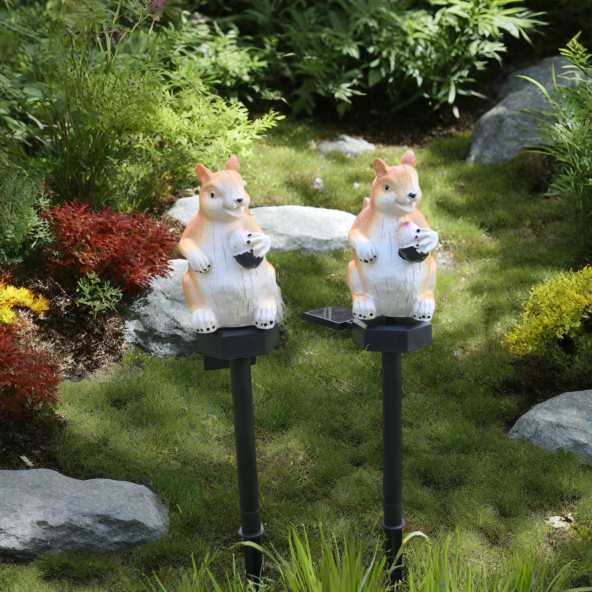 LED Solar Resin Squirrel Groun - Outdoor Lighting Ground Fixtures reseña y precio